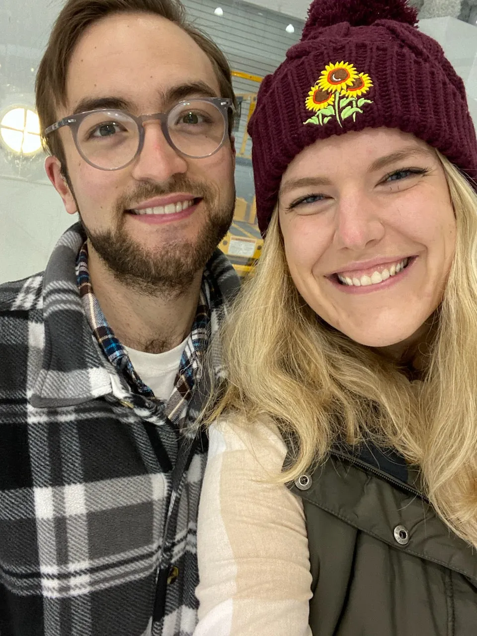 Hat: Cable Knit Winter Beanie in Burgundy