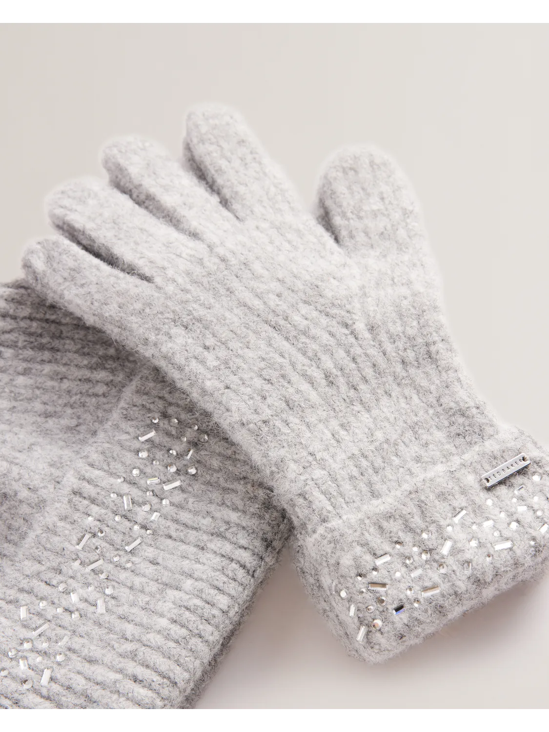 KERIIS | GREY
