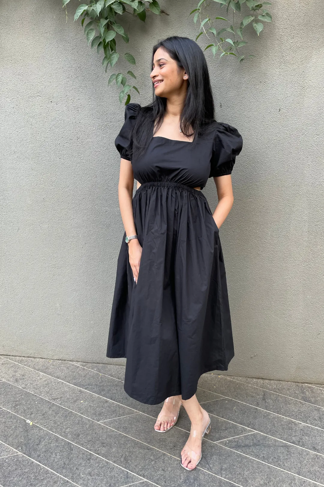 Suzan - Black Maxi Dress With Side Cuts